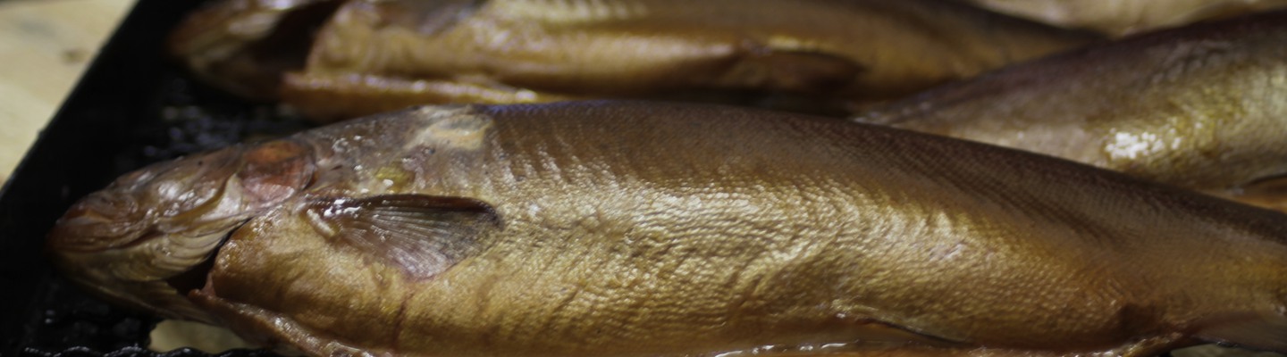 Bild: Fisk i gårdsbutiken på Tiraholms fisk